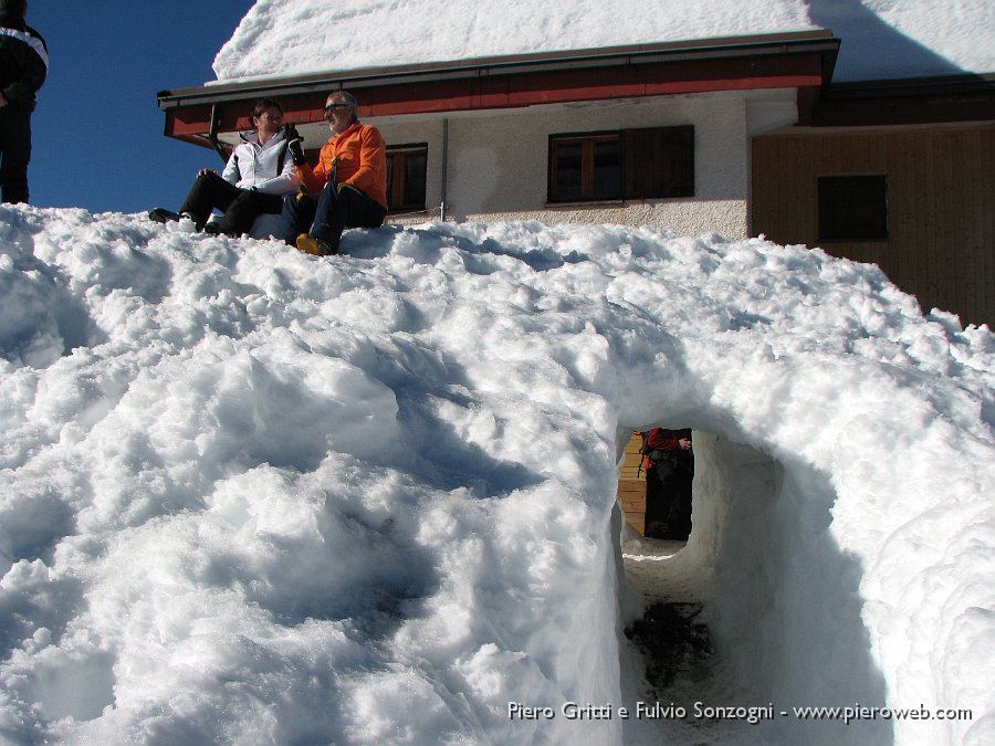 63 Tunnel nella neve.jpg